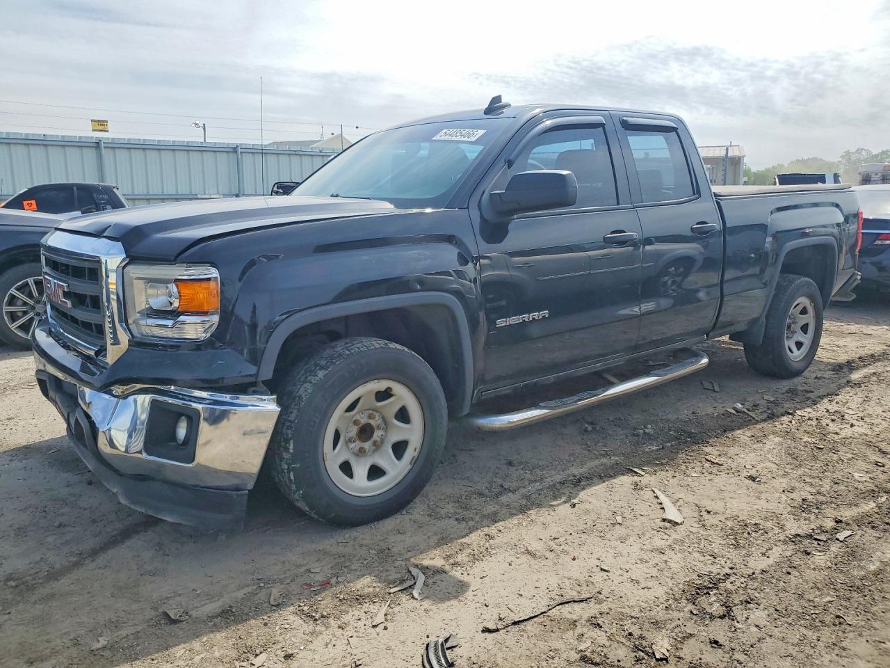 1GTR1TEH9FZ315985 · 2015 GMC SIERRA