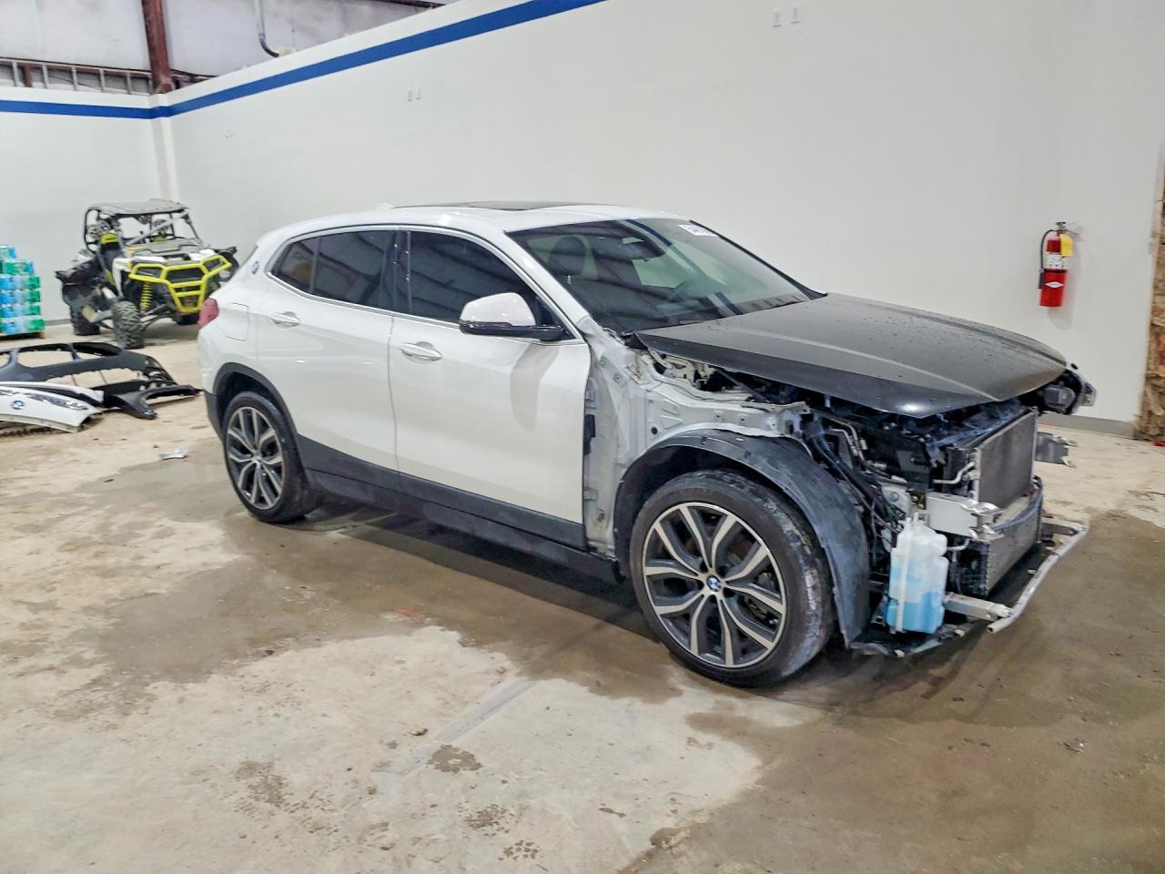 WBXYH9C03M5S73408 · 2021 BMW X2 · 4/14