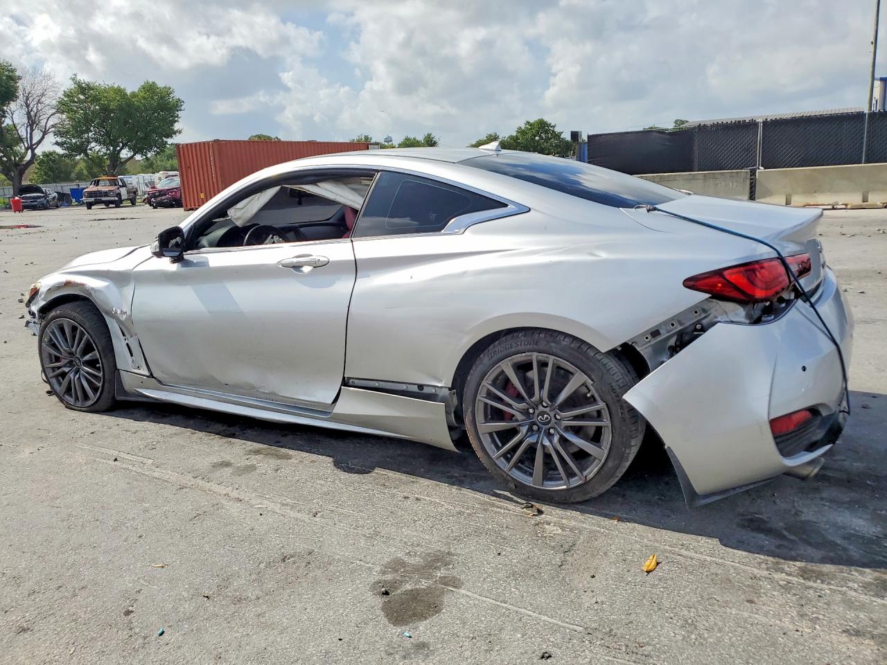JN1FV7EK1HM610110 · 2017 INFINITI Q60 · 2/12