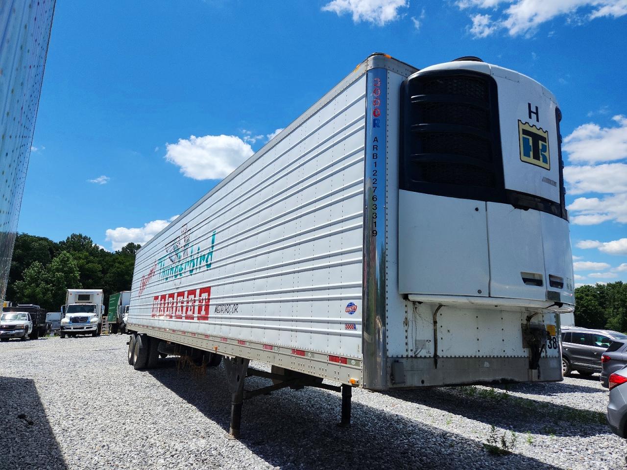 1UYVS2485CU425501 · 2012 UTILITY VS2RA