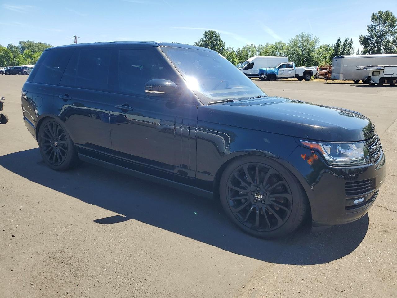SALGS2FE9HA330077 · 2017 LAND ROVER RANGE ROVER · 4/12