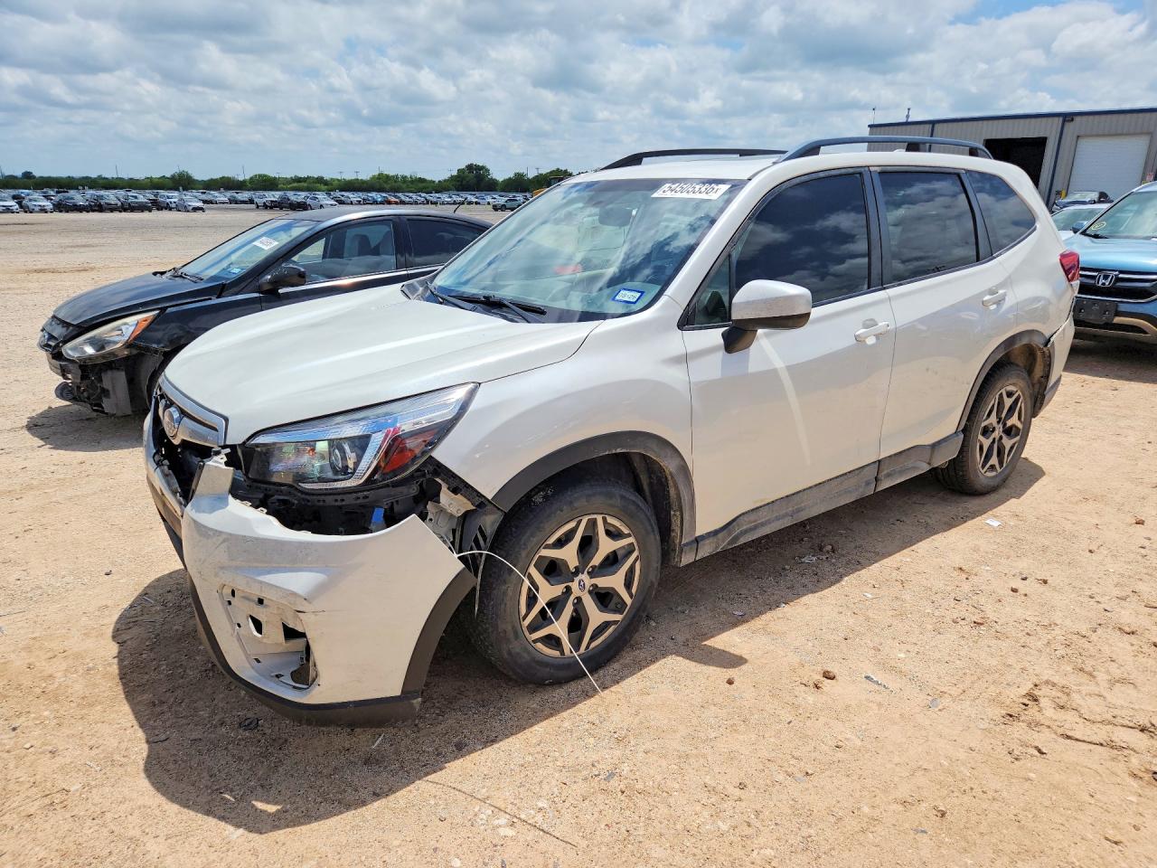 JF2SKAEC2KH443087 · 2019 SUBARU FORESTER