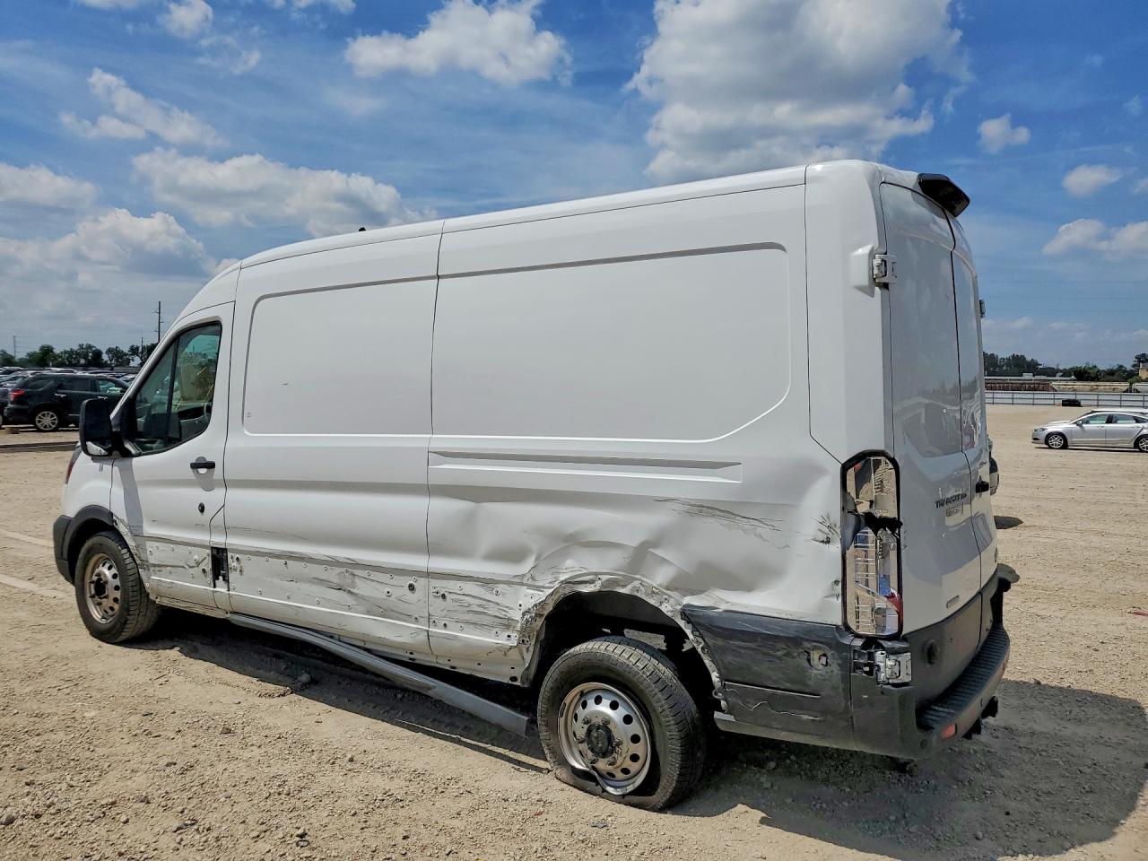 1FTBW9CG8PKC05049 · 2023 FORD TRANSIT · 2/13