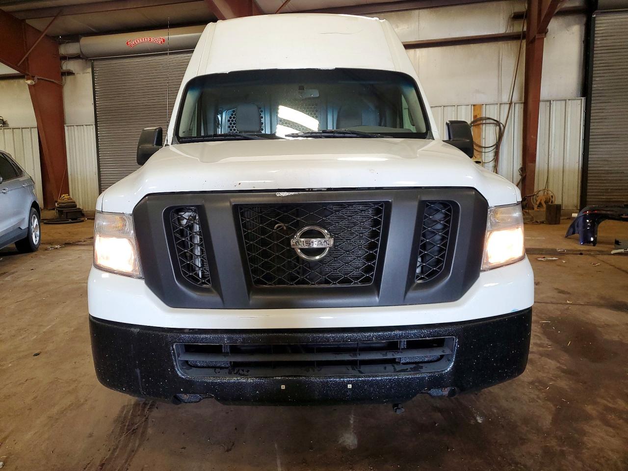1N6BF0LX2FN803028 · 2015 NISSAN NV · 5/13