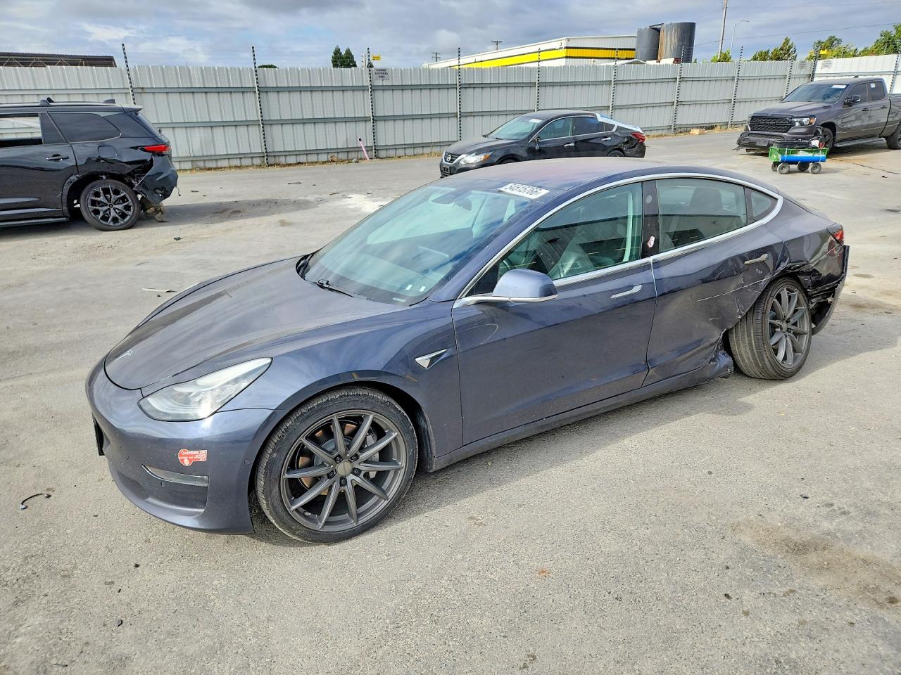 5YJ3E1EAXJF046461 · 2018 TESLA MODEL 3