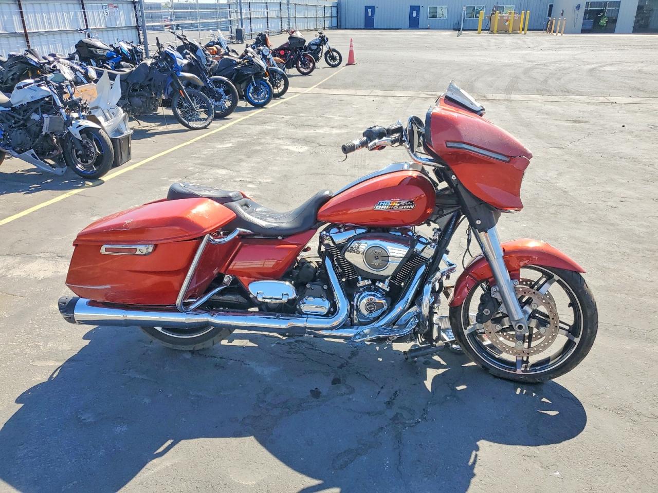 1HD1KB718RB617347 · 2024 HARLEY-DAVIDSON FLHX