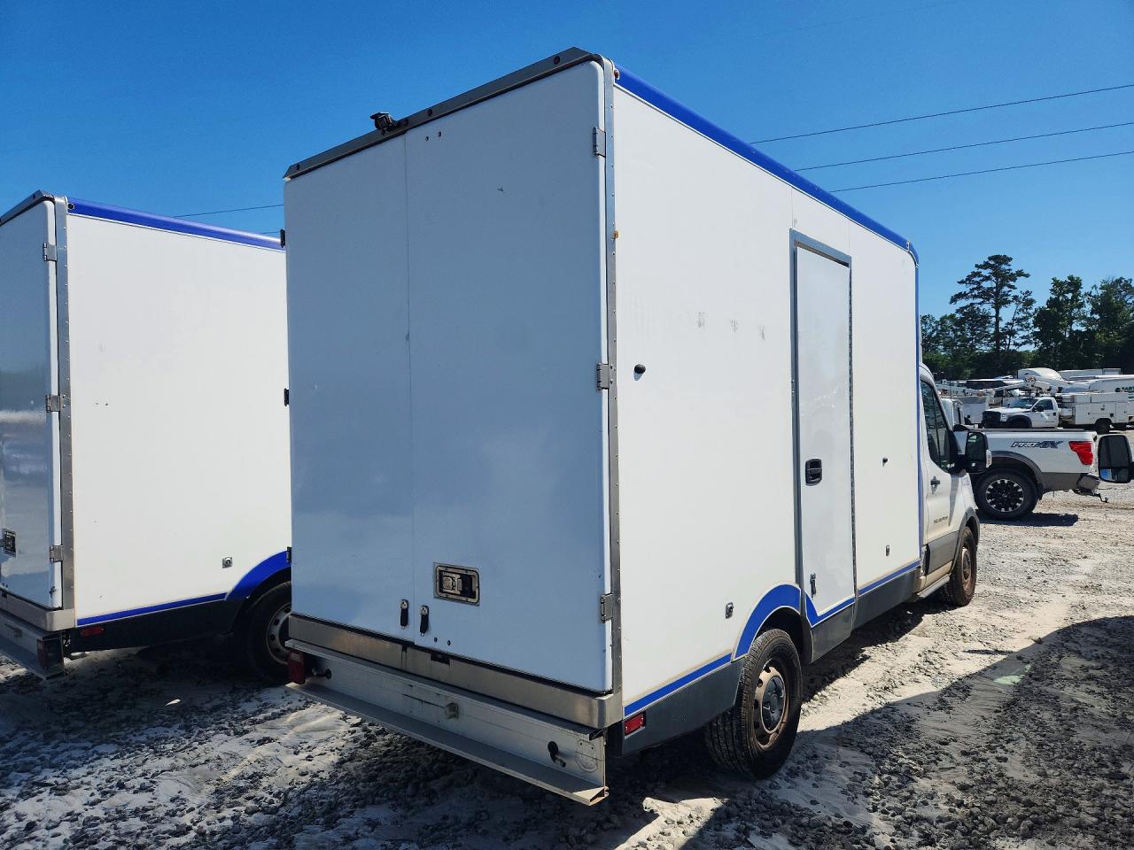 1FDBW5Z86NKA20192 · 2022 FORD TRANSIT · 3/13