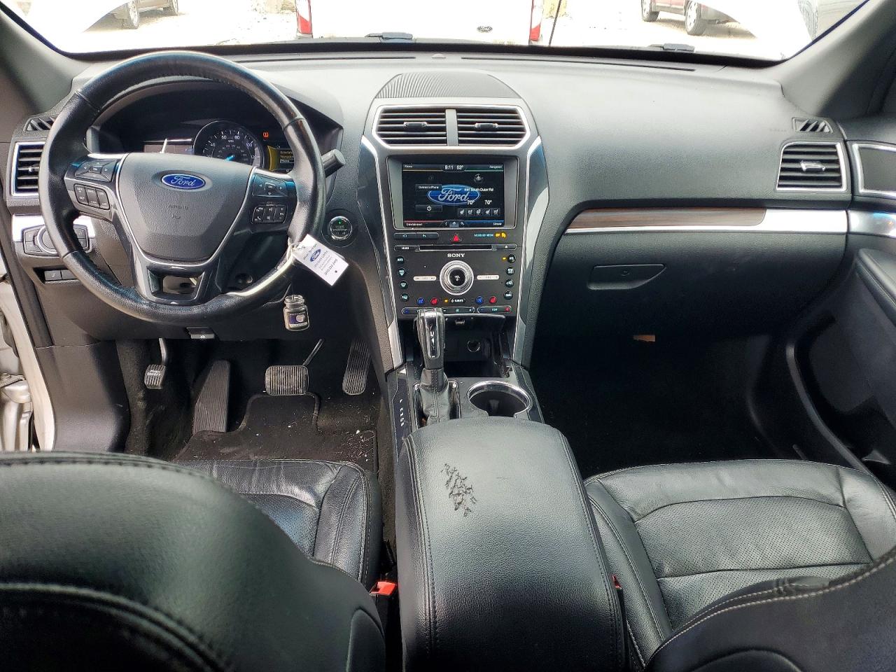 1FM5K8F84GGC22078 · 2016 FORD EXPLORER · 8/13