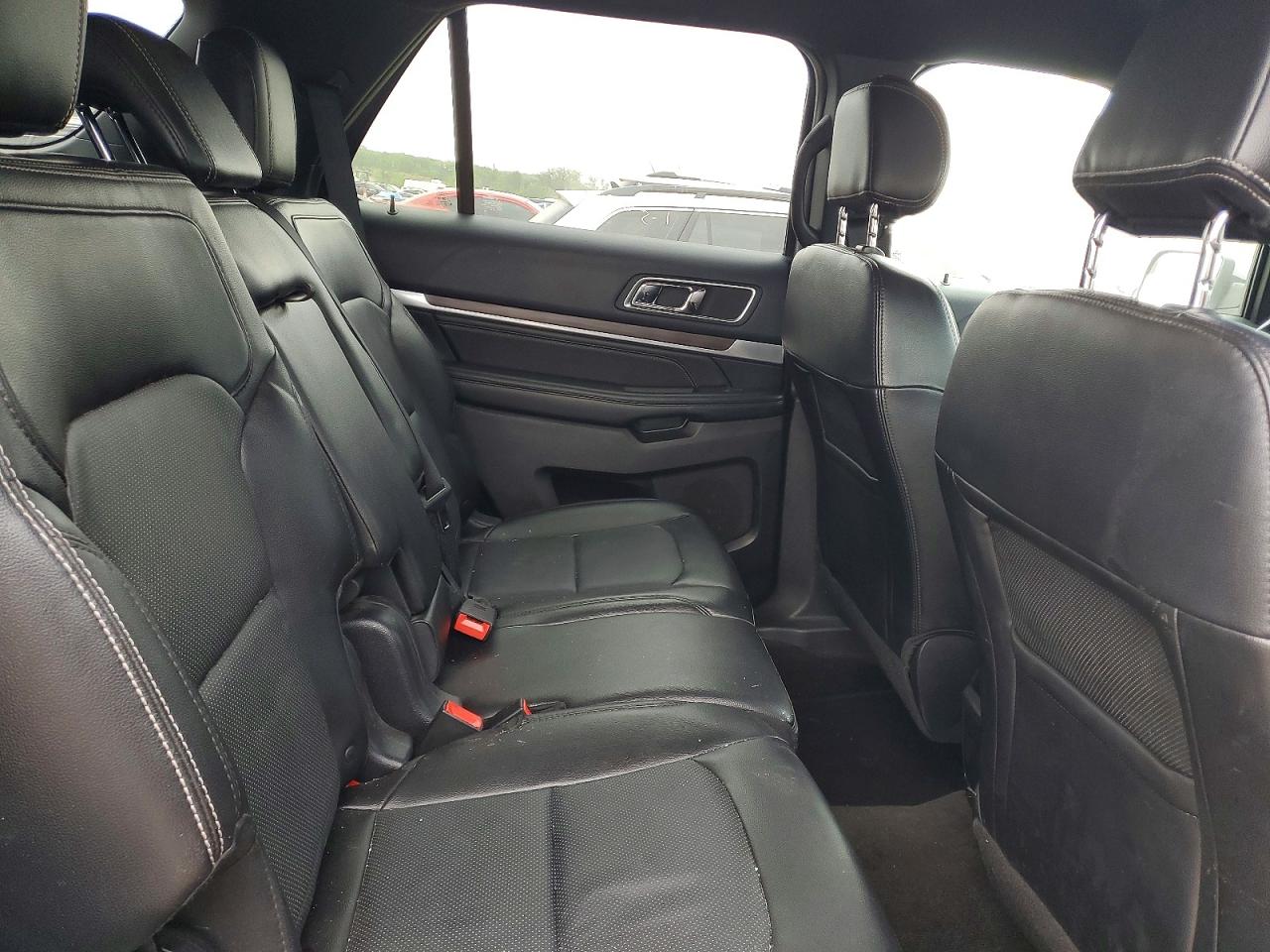 1FM5K8F84GGC22078 · 2016 FORD EXPLORER · 11/13