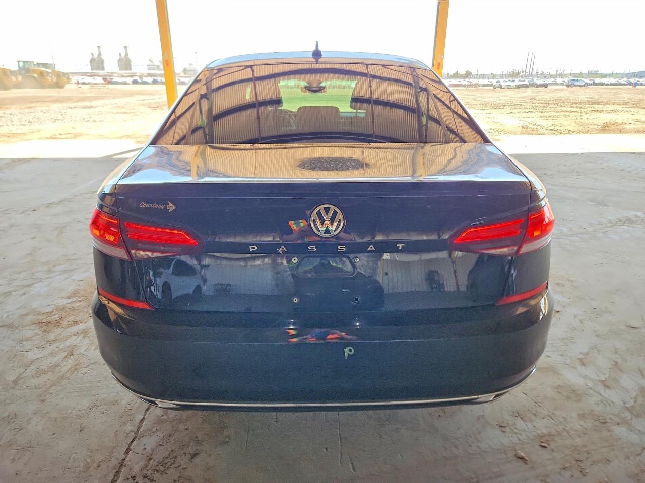 1VWSA7A39NC009113 · 2022 VOLKSWAGEN PASSAT · 6/13