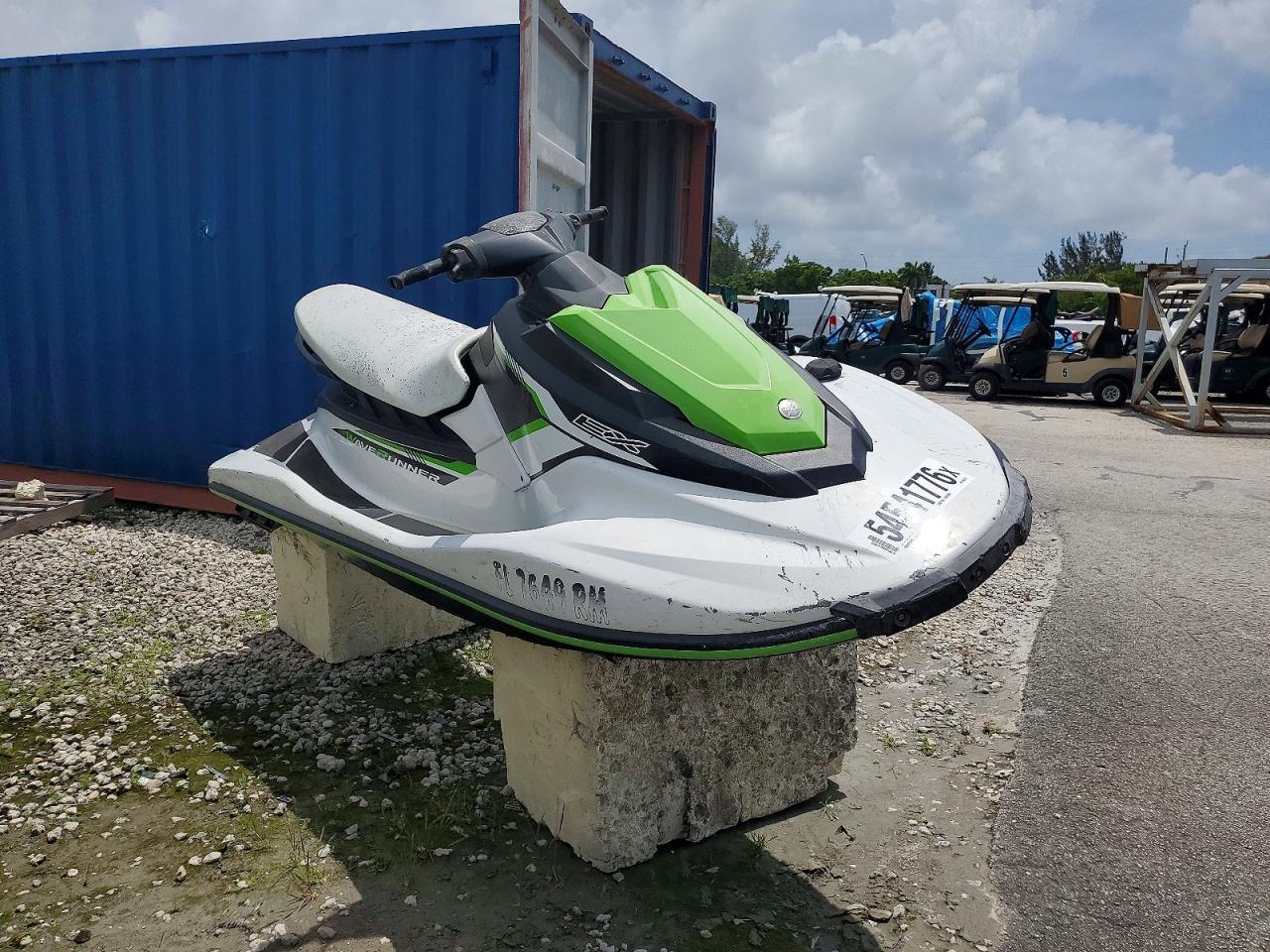 YAMA0990D717 · 2017 YAM JET SKI