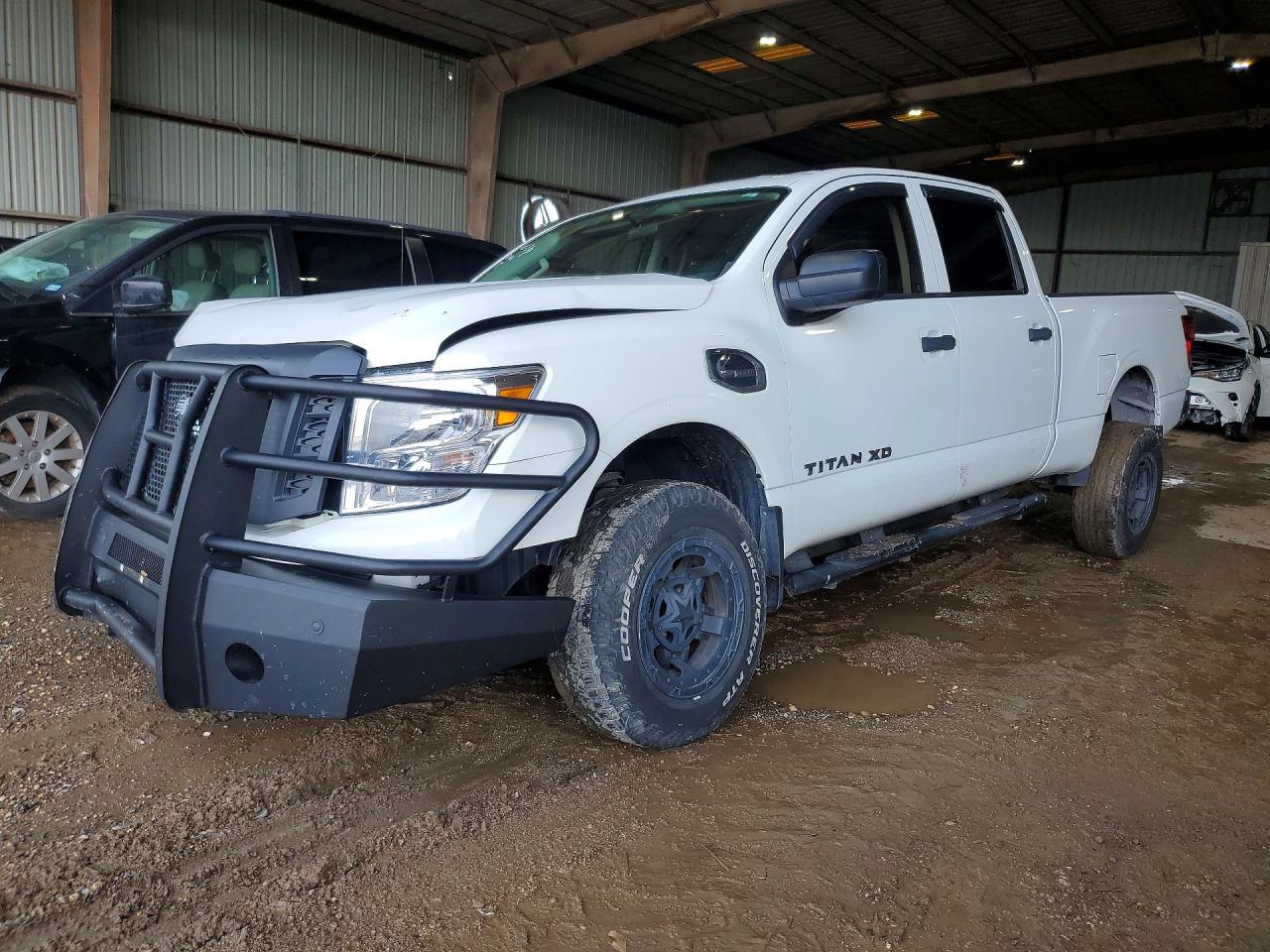 1N6BA1F31HN523150 · 2017 NISSAN TITAN XD