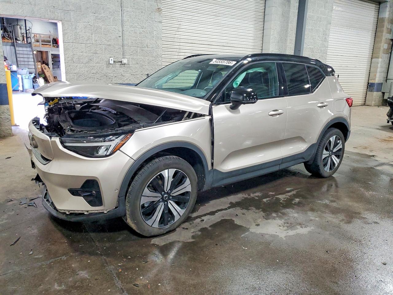 YV4ED3UL3P2102839 · 2023 VOLVO XC40