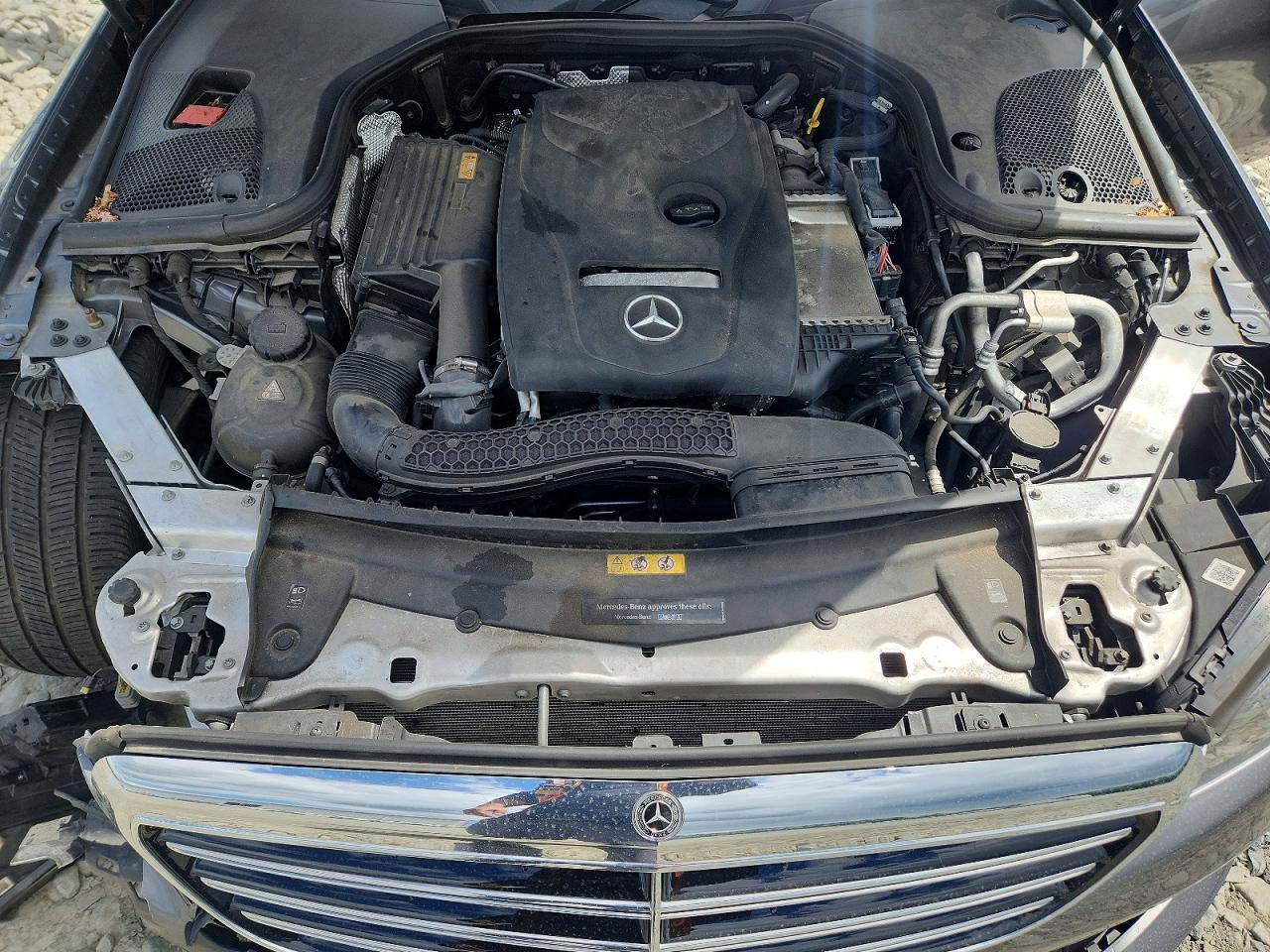 WDDZF4KB4JA310083 · 2018 MERCEDES-BENZ E · 11/12