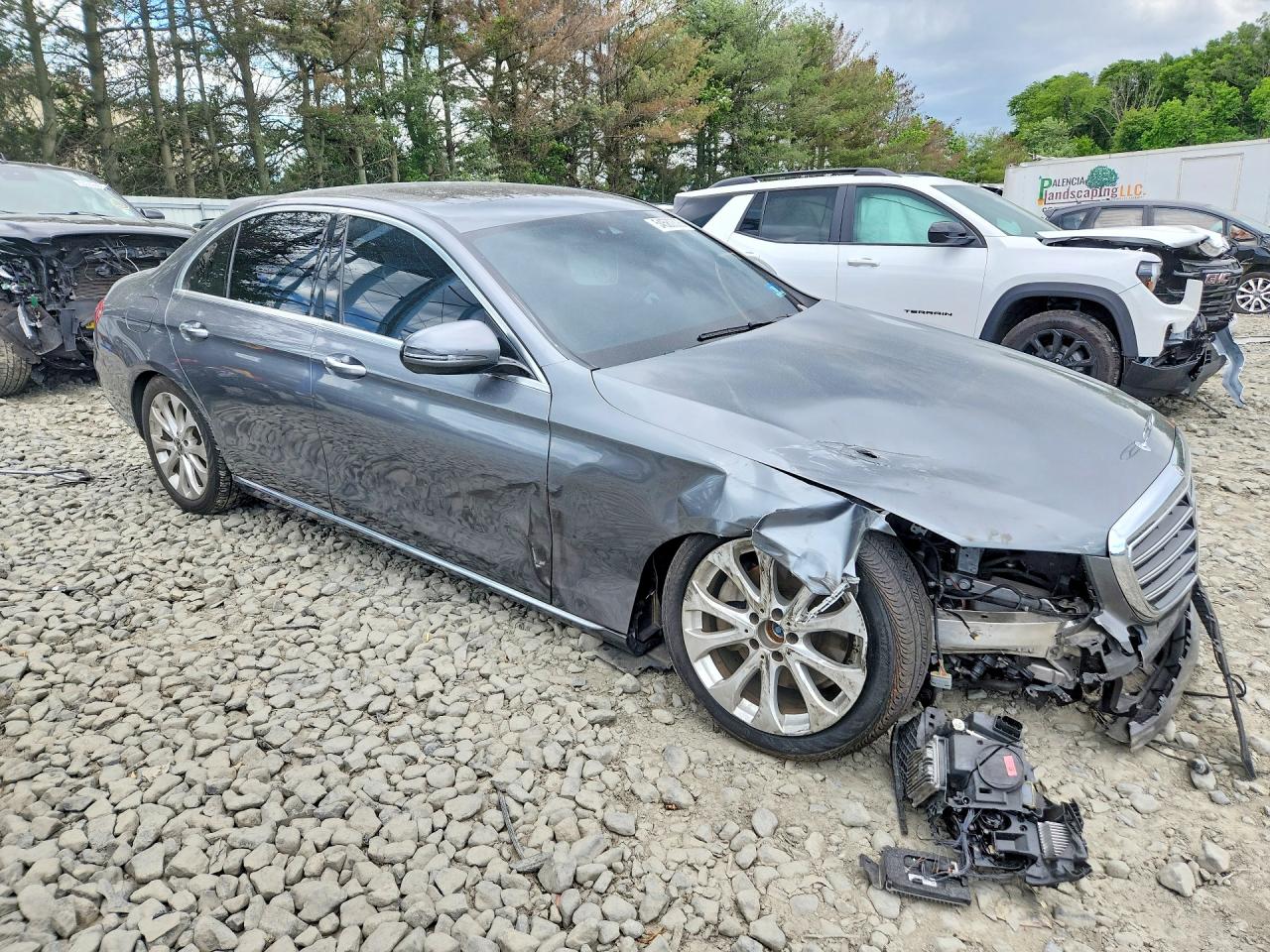 WDDZF4KB4JA310083 · 2018 MERCEDES-BENZ E · 4/12