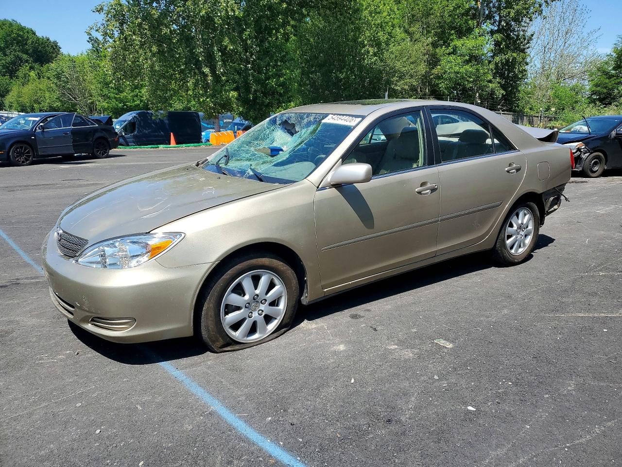 JTDBE32K520098794 · 2002 TOYOTA CAMRY