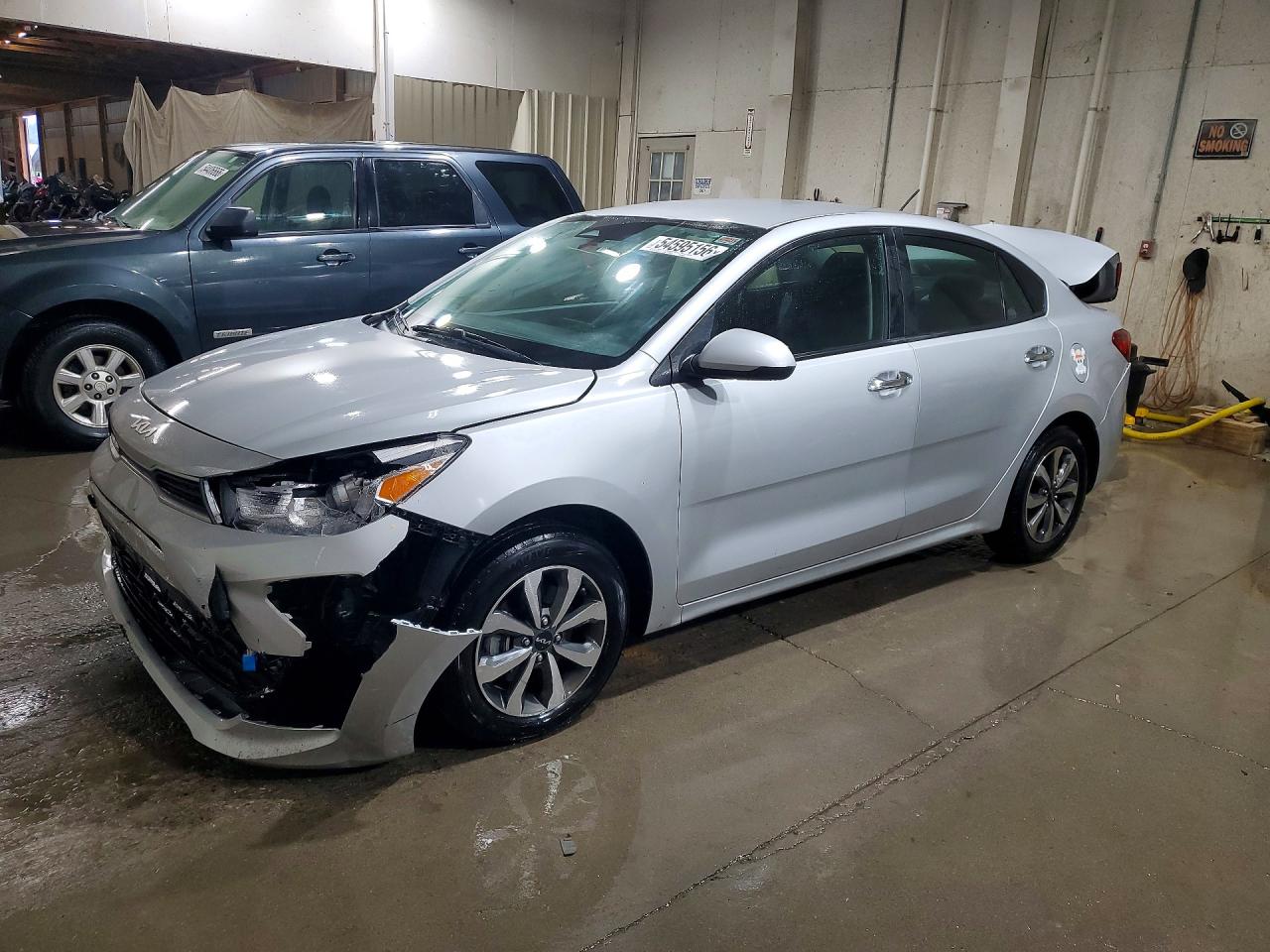 3KPA24AD7NE458432 · 2022 KIA RIO