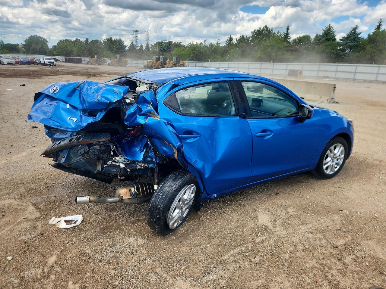 3MYDLBYV7HY148962 · 2017 TOYOTA YARIS IA · 3/13