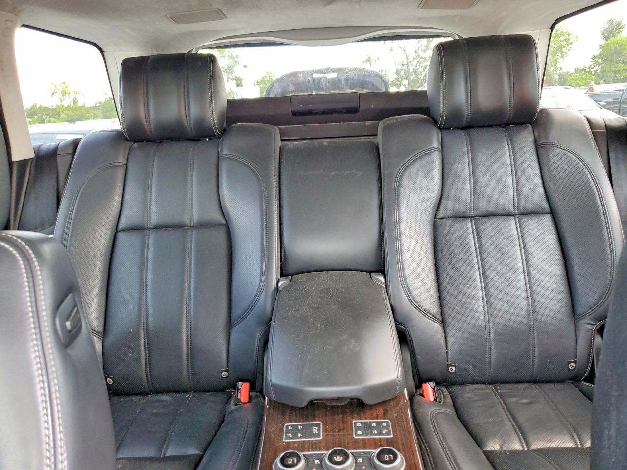 SALGV2EFXGA258063 · 2016 LAND ROVER RANGE ROVER · 10/13