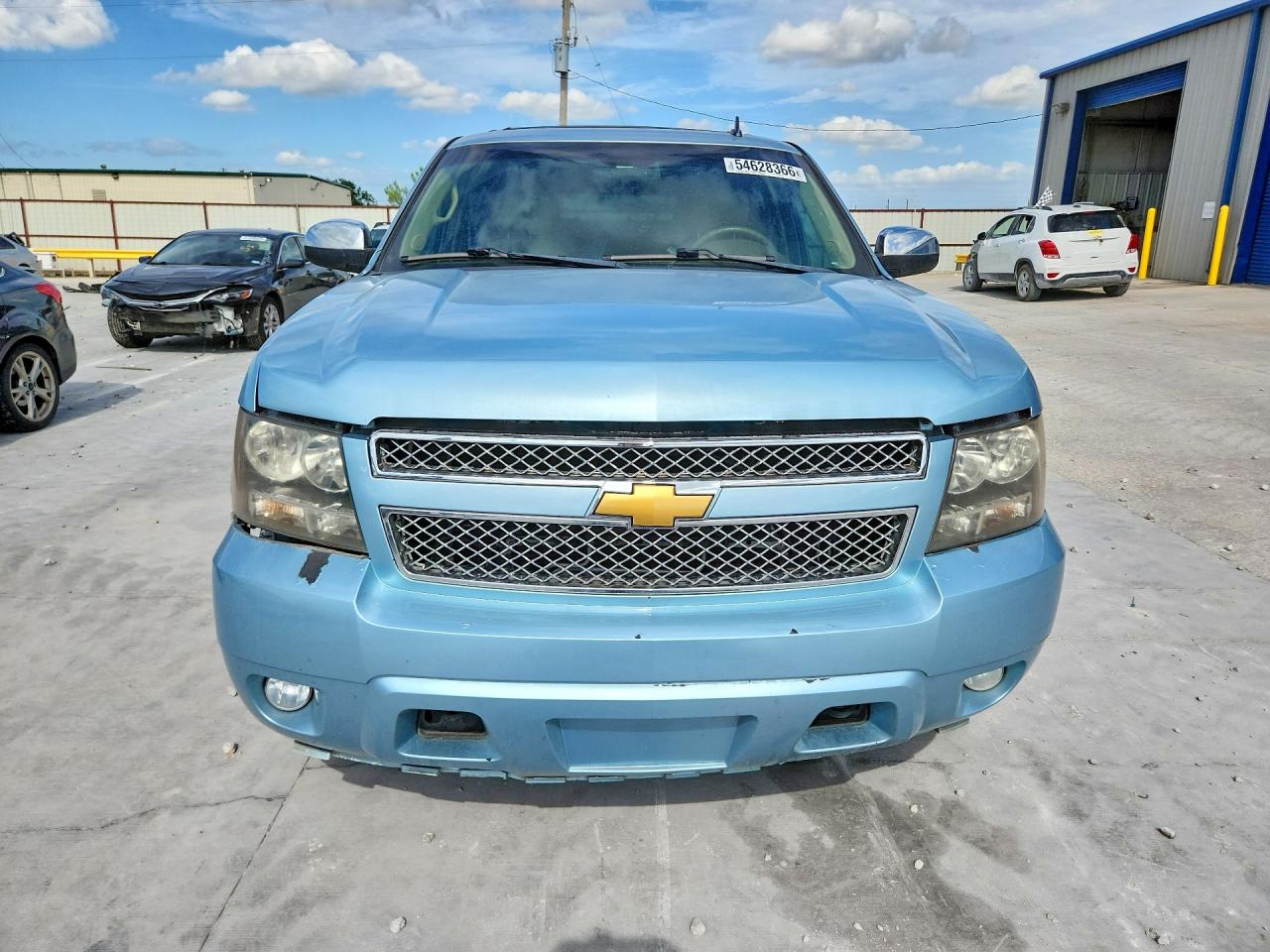 1GNSCBE08BR255716 · 2011 CHEVROLET TAHOE · 5/13