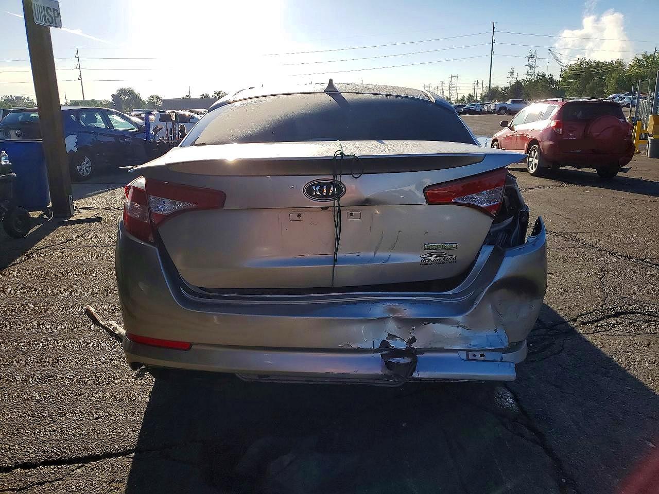 KNAGM4AD8B5005963 · 2011 KIA OPTIMA · 6/12