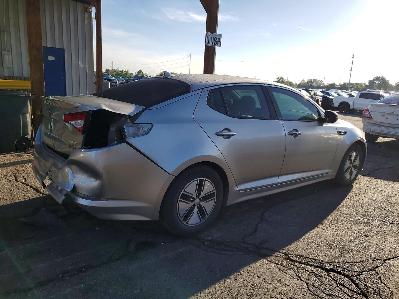 KNAGM4AD8B5005963 · 2011 KIA OPTIMA · 3/12
