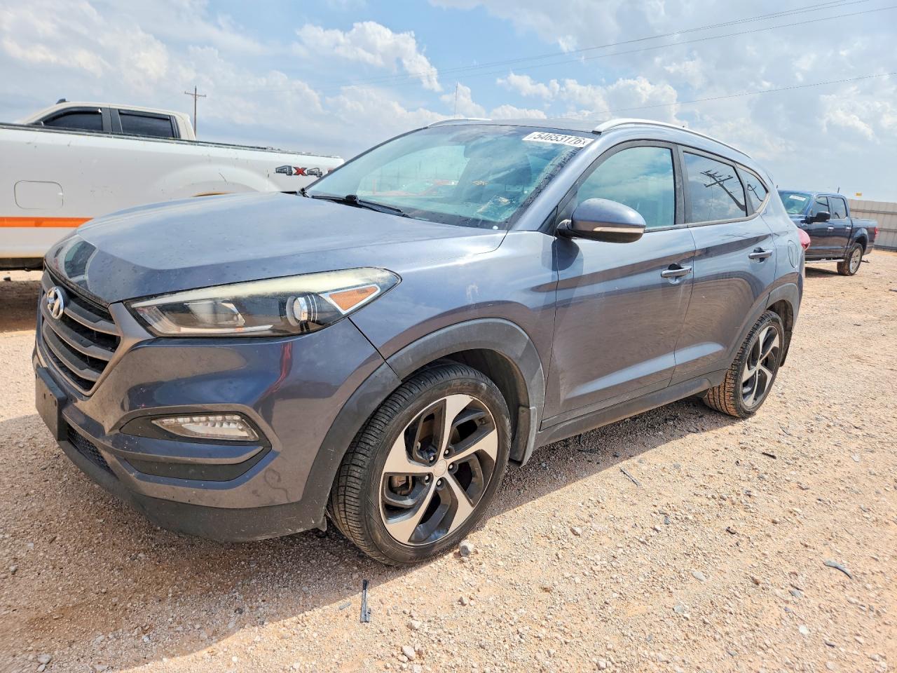 KM8J33A23GU194549 · 2016 HYUNDAI TUCSON