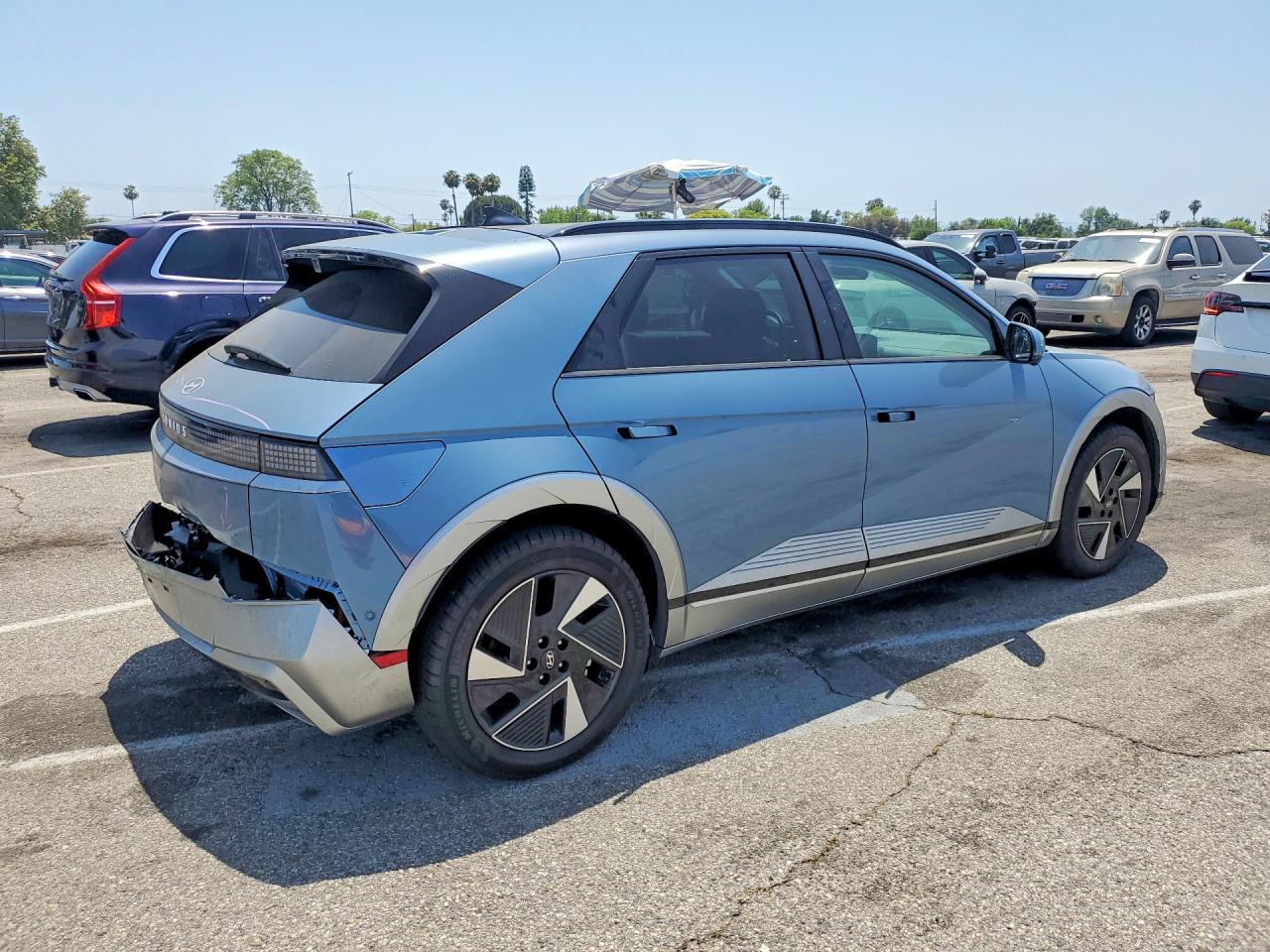 7YAKR4DA6SY031498 · 2025 HYUNDAI IONIQ 5 · 3/13