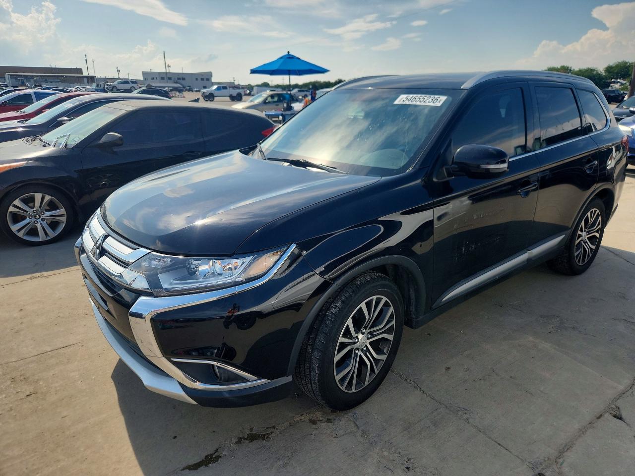 JA4AD3A34HZ053787 · 2017 MITSUBISHI OUTLANDER
