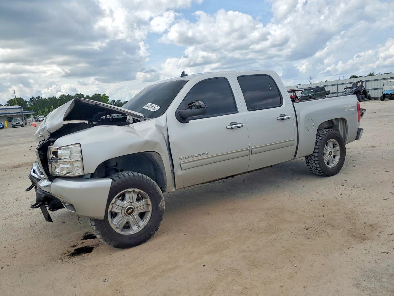 3GCPKSE34BG363228 · 2011 CHEVROLET SILVERADO