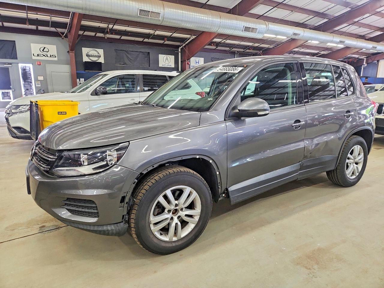 WVGAV7AX9DW021096 · 2013 VOLKSWAGEN TIGUAN