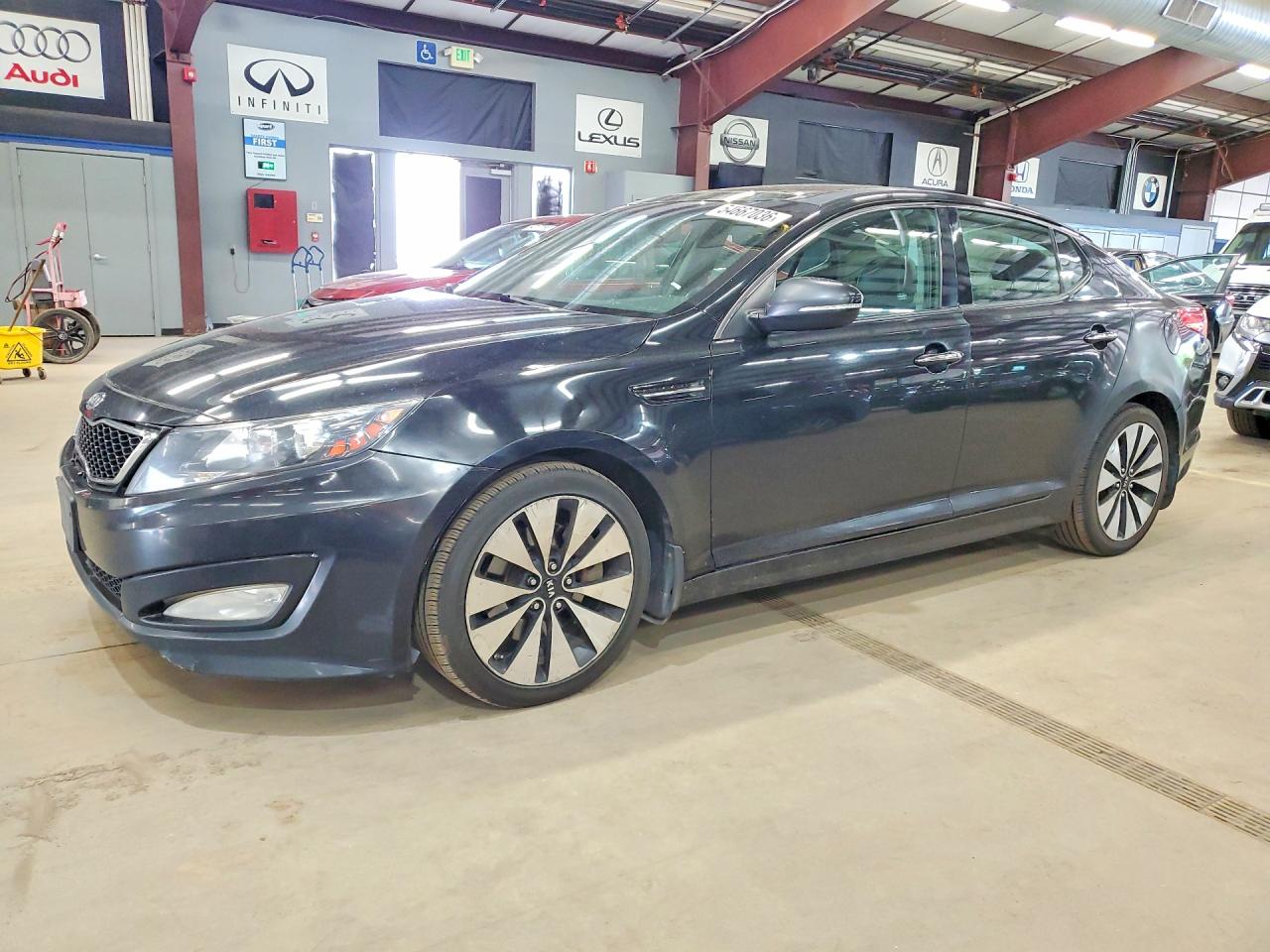 KNAGR4A67B5155937 · 2011 KIA OPTIMA