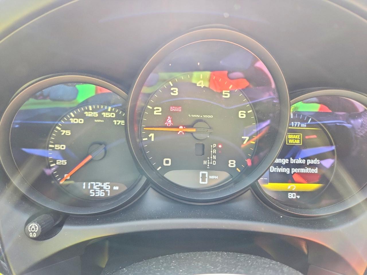 WP1AA2A50HLB02916 · 2017 PORSCHE MACAN · 9/14