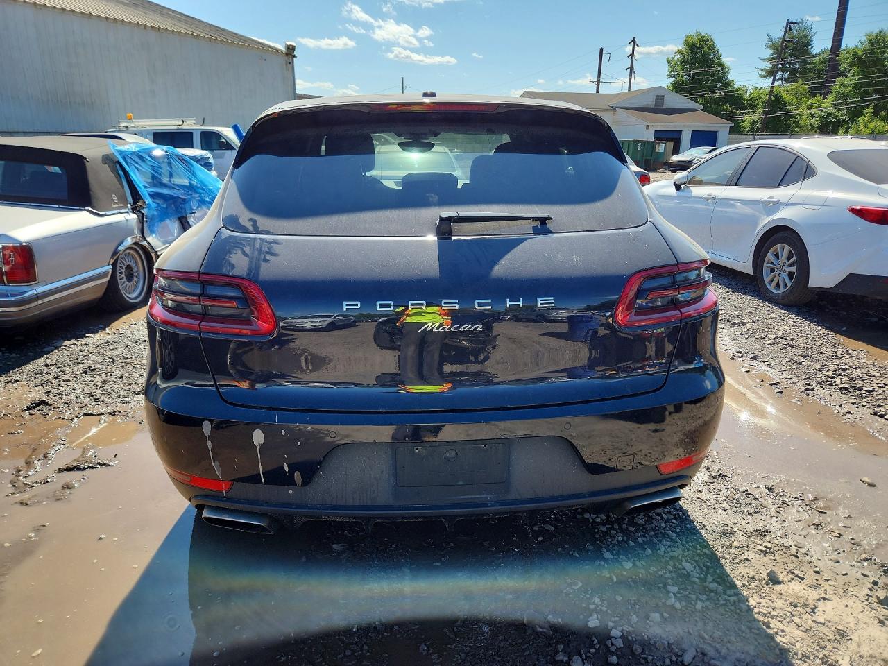 WP1AA2A50HLB02916 · 2017 PORSCHE MACAN · 6/14
