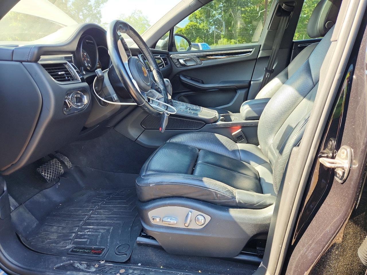 WP1AA2A50HLB02916 · 2017 PORSCHE MACAN · 7/14
