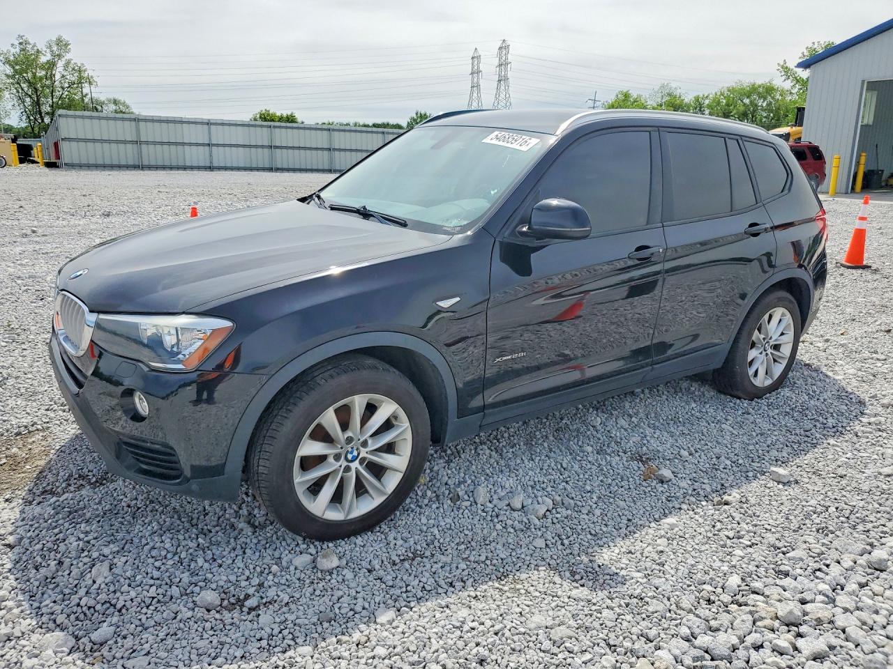 5UXWX9C53H0T06752 · 2017 BMW X3