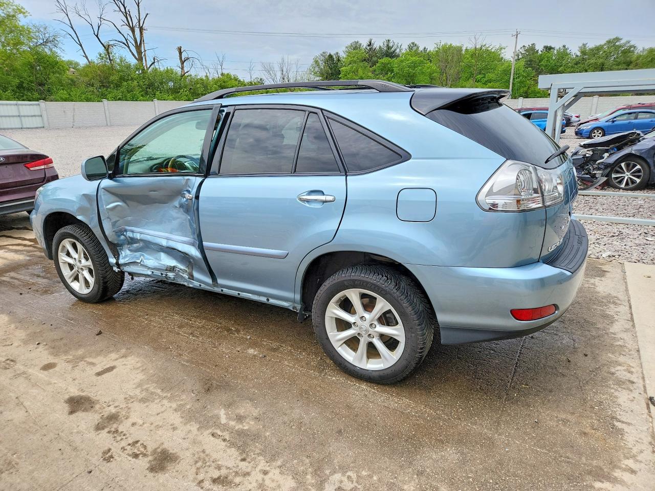 2T2HK31UX8C094868 · 2008 LEXUS RX · 2/13