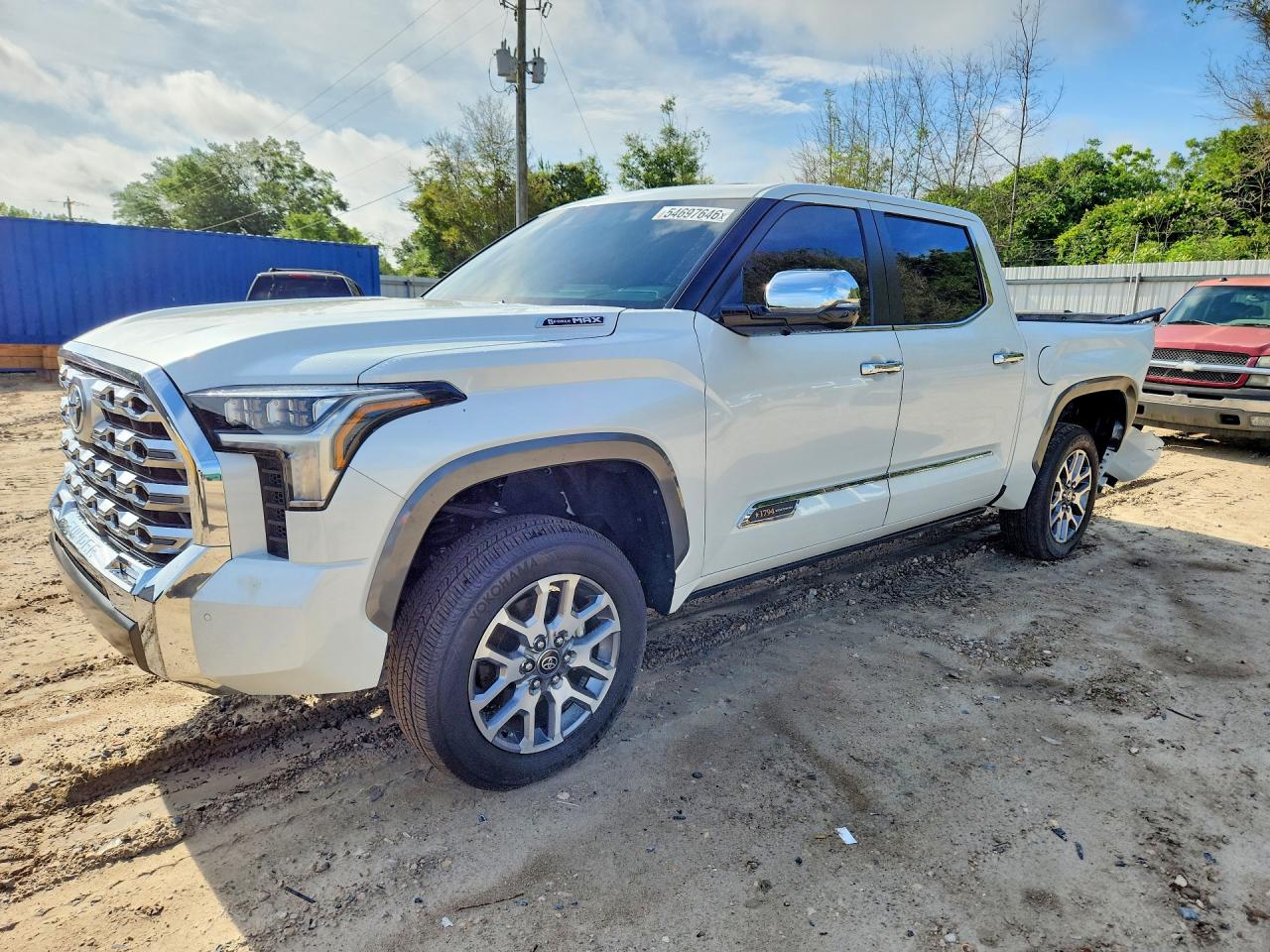 5TFMC5DB3SX093074 · 2025 TOYOTA TUNDRA