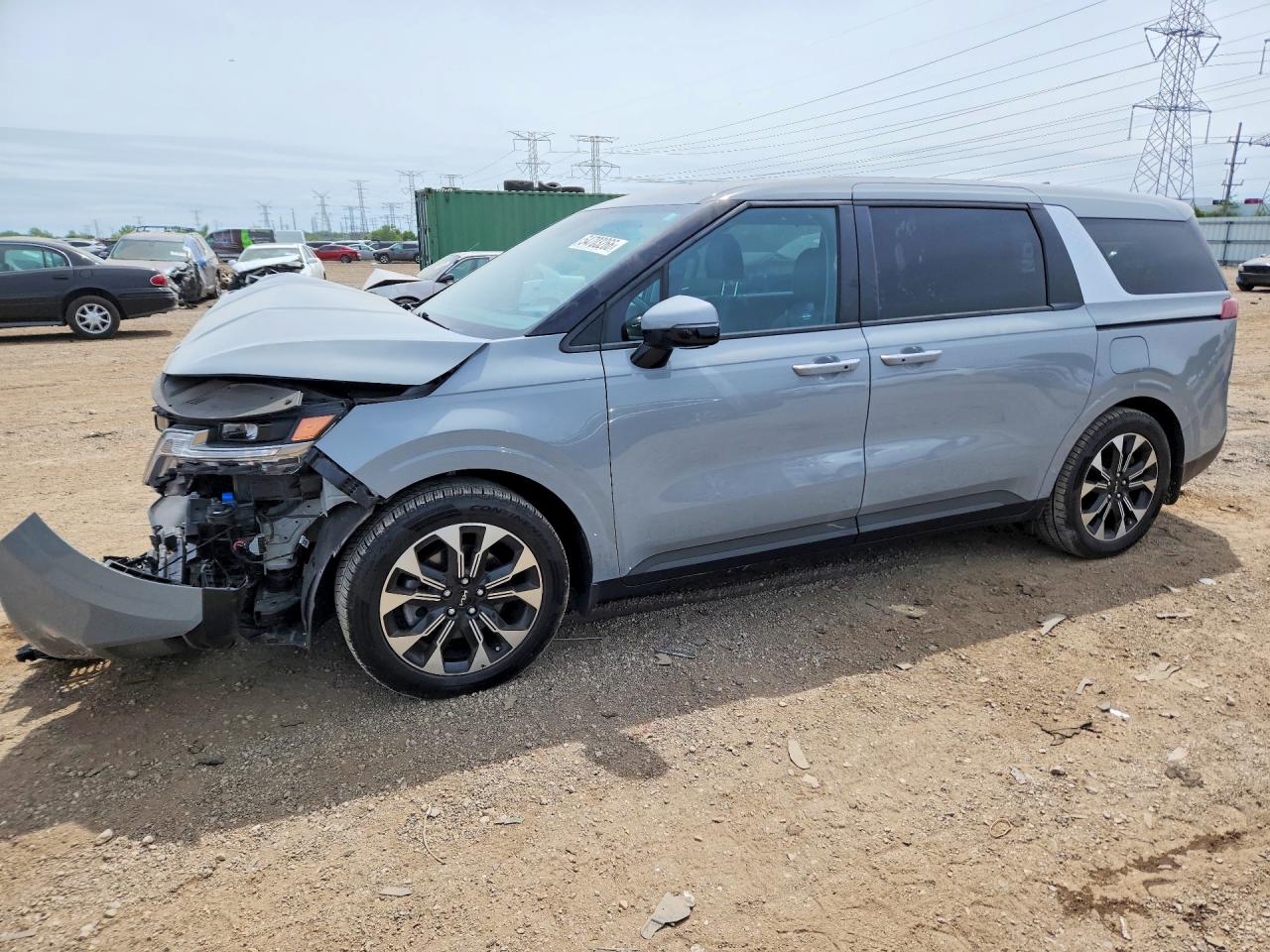 KNDNC5H33P6295076 · 2023 KIA CARNIVAL