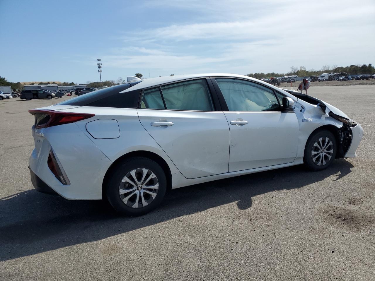 JTDKAMFP5N3206955 · 2022 TOYOTA PRIUS PRIME LE · 3/12