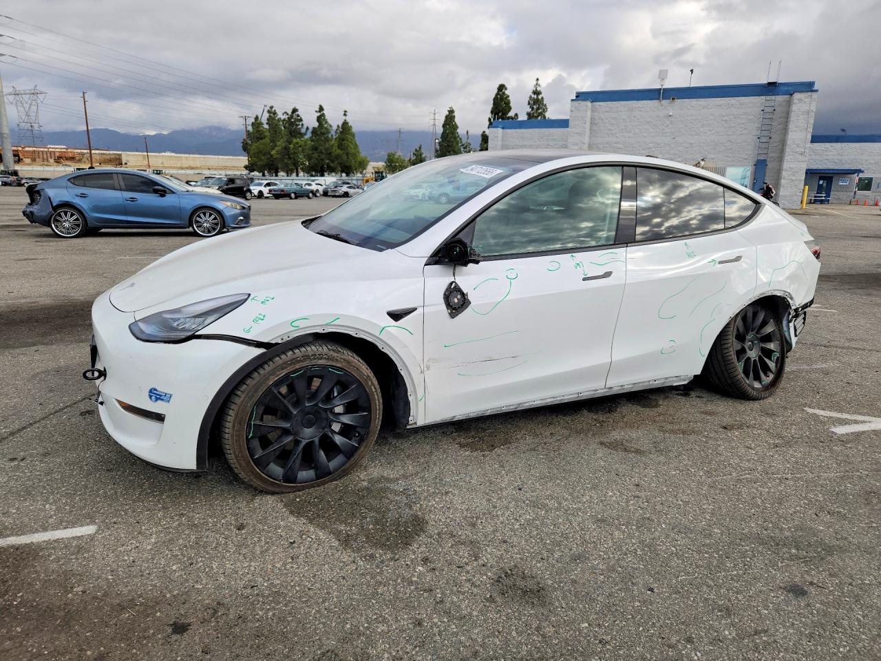 5YJYGAEE7MF138473 · 2021 TESLA MODEL Y