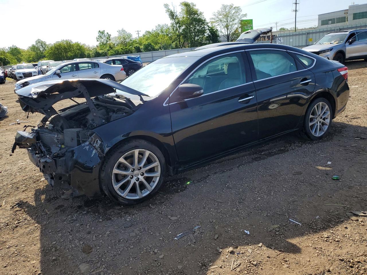 2015 TOYOTA AVALON