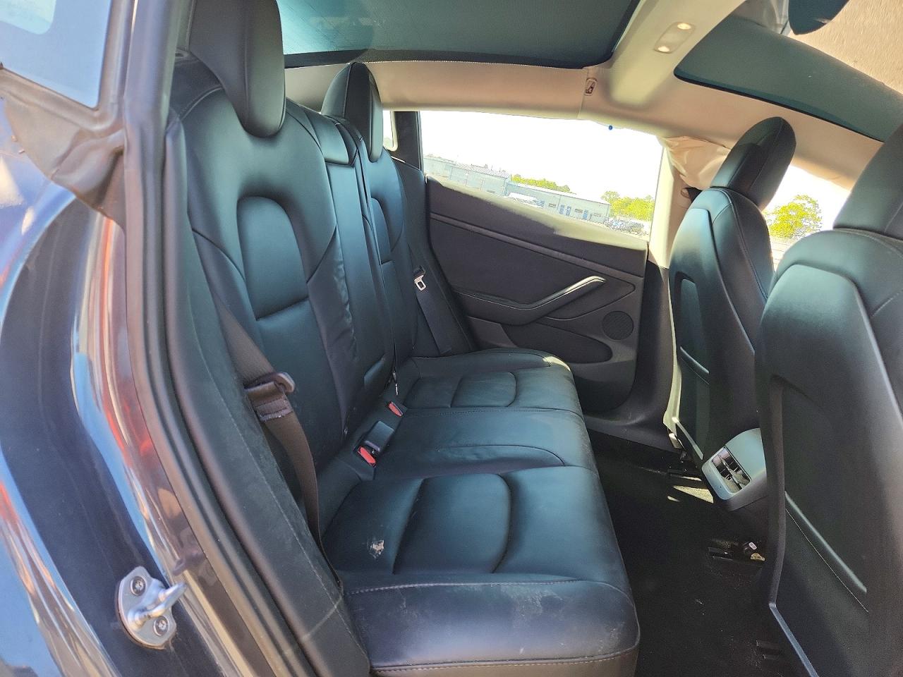 5YJ3E1EA2PF396191 · 2023 TESLA MODEL 3 · 10/12
