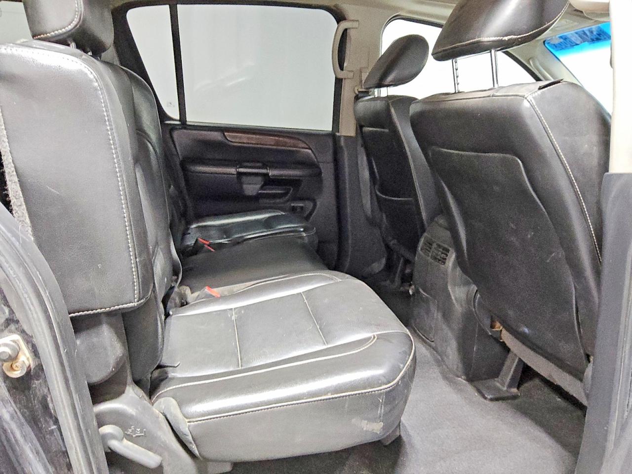 5N1AA0NC4BN603801 · 2011 NISSAN ARMADA · 11/13