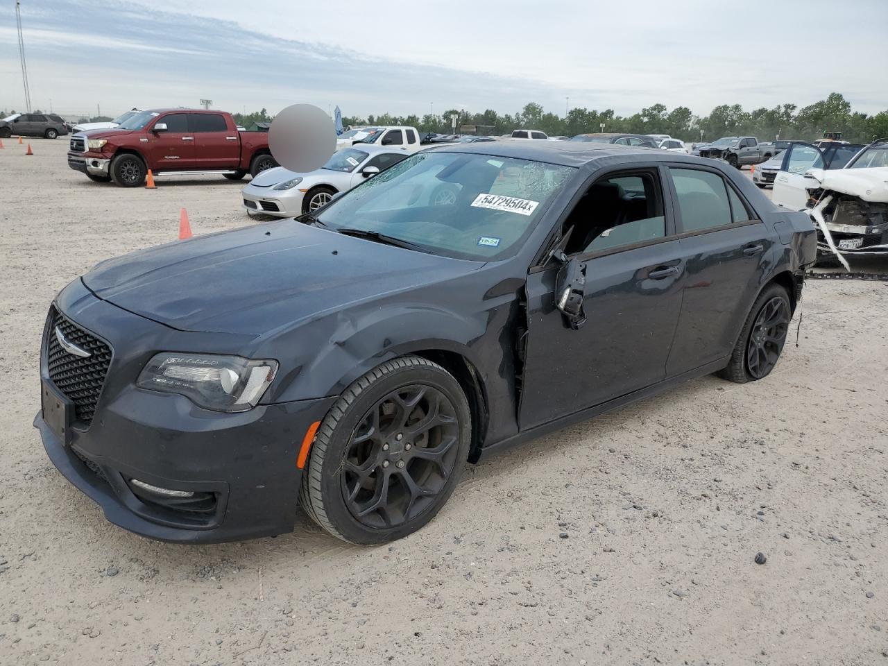 2019 CHRYSLER 300
