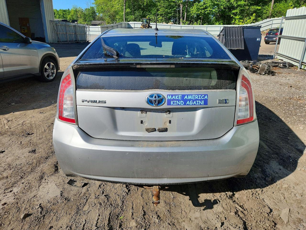 JTDKN3DU0F1875901 · 2015 TOYOTA PRIUS · 6/12
