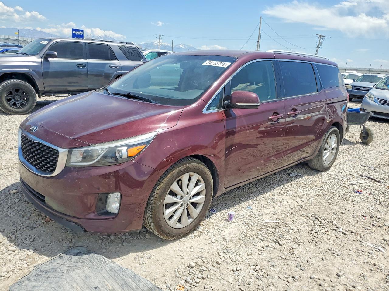 KNDMC5C11J6398926 · 2018 KIA SEDONA
