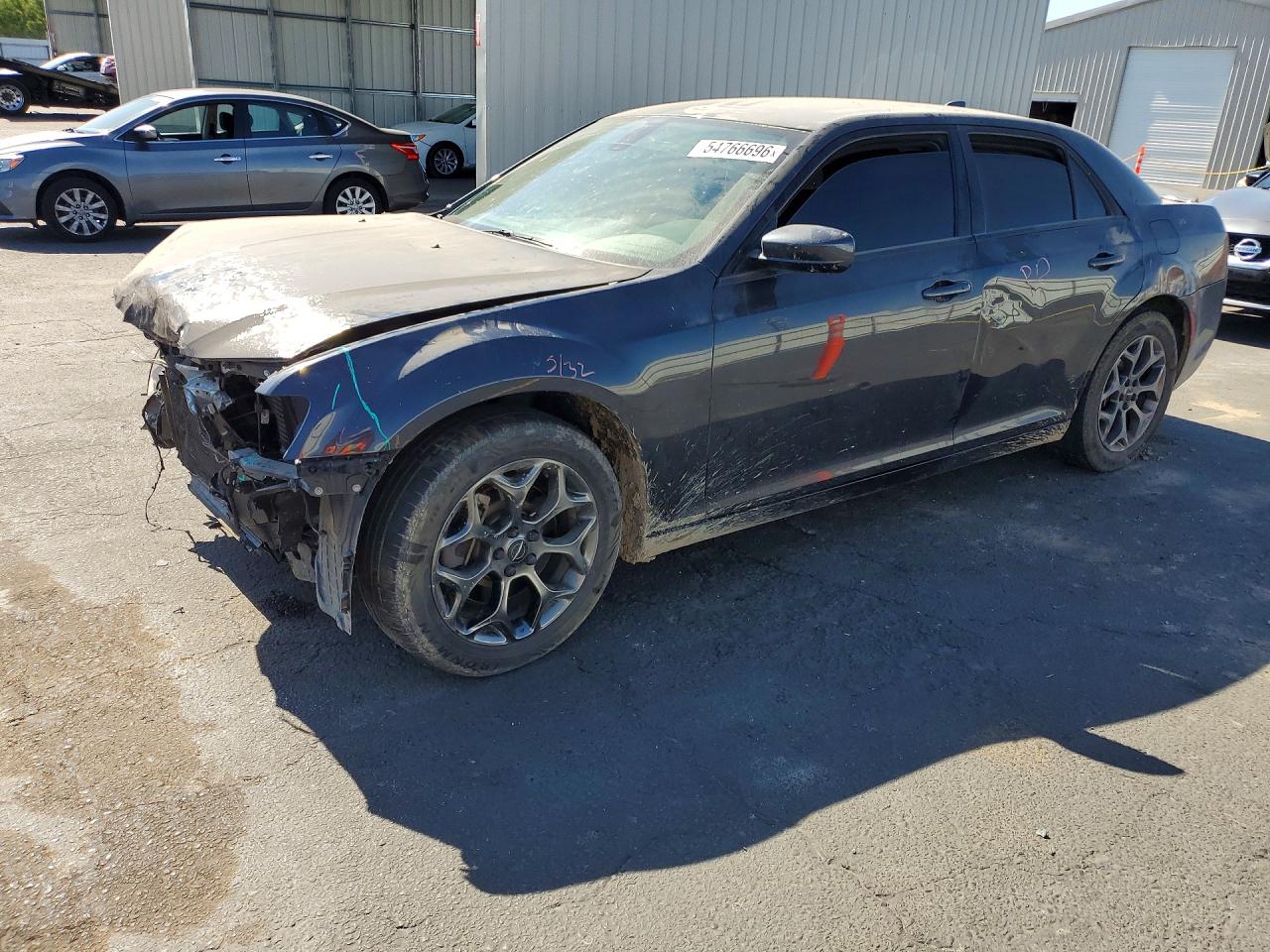 2C3CCAGG7JH250351 · 2018 CHRYSLER 300