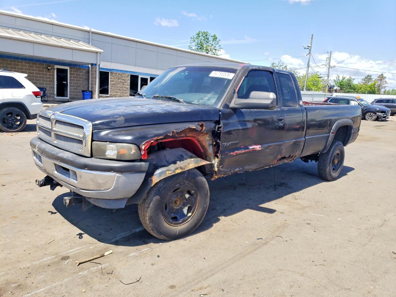 1B7KF2361XJ539010 · 1999 DODGE RAM 2500