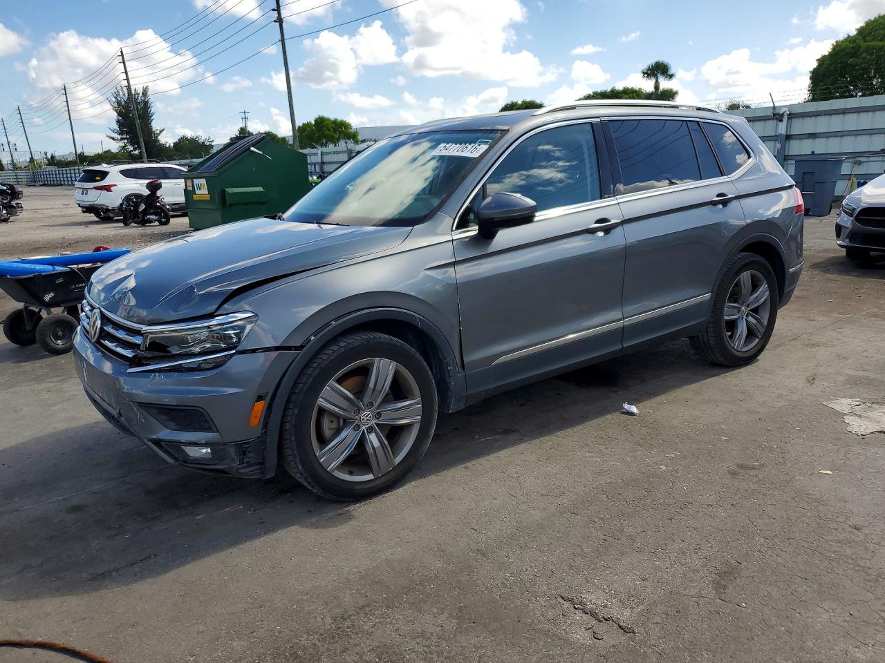 3VV5B7AX8JM103574 · 2018 VOLKSWAGEN TIGUAN